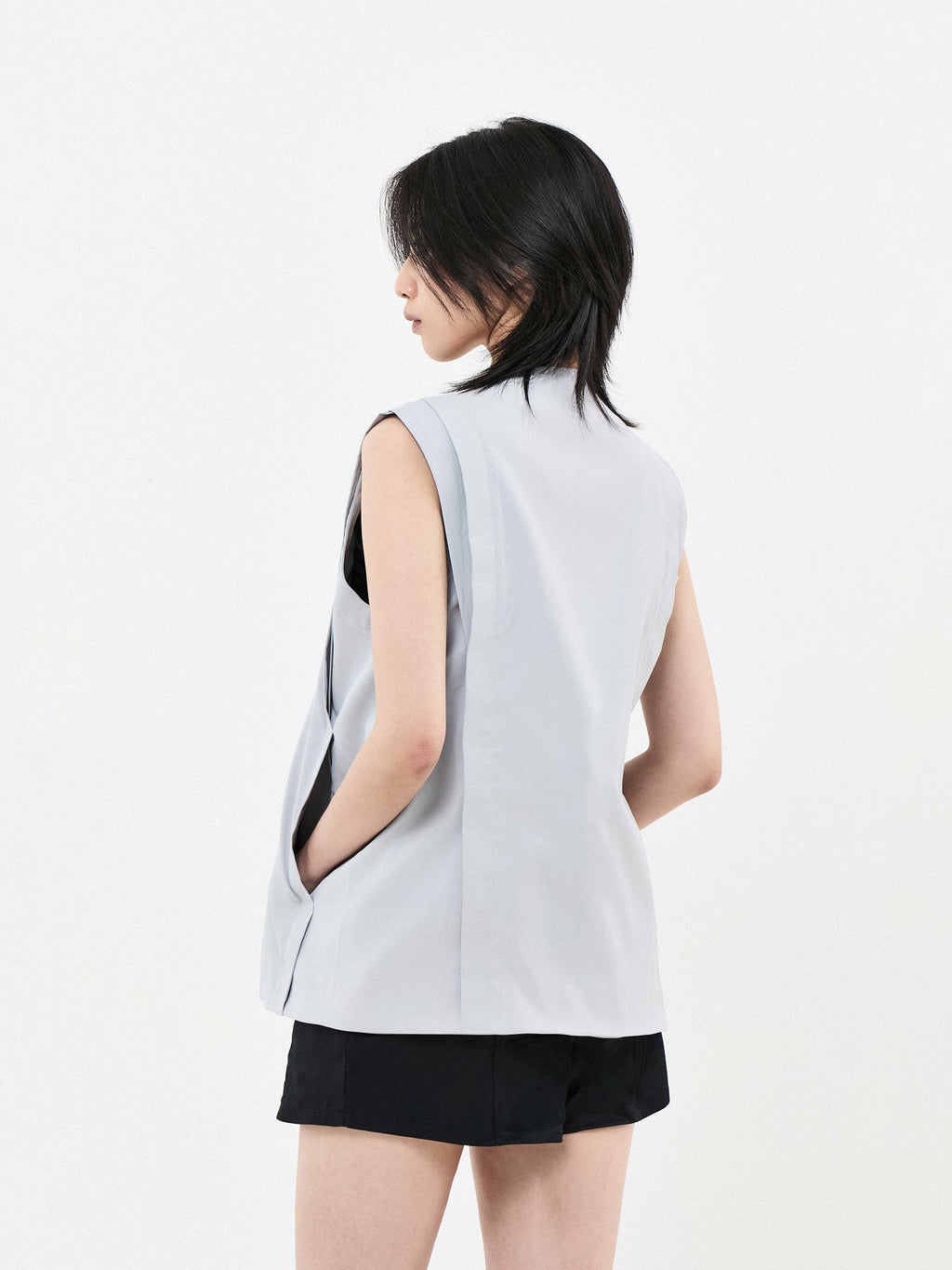 Independent Buttoned Vest | Black
