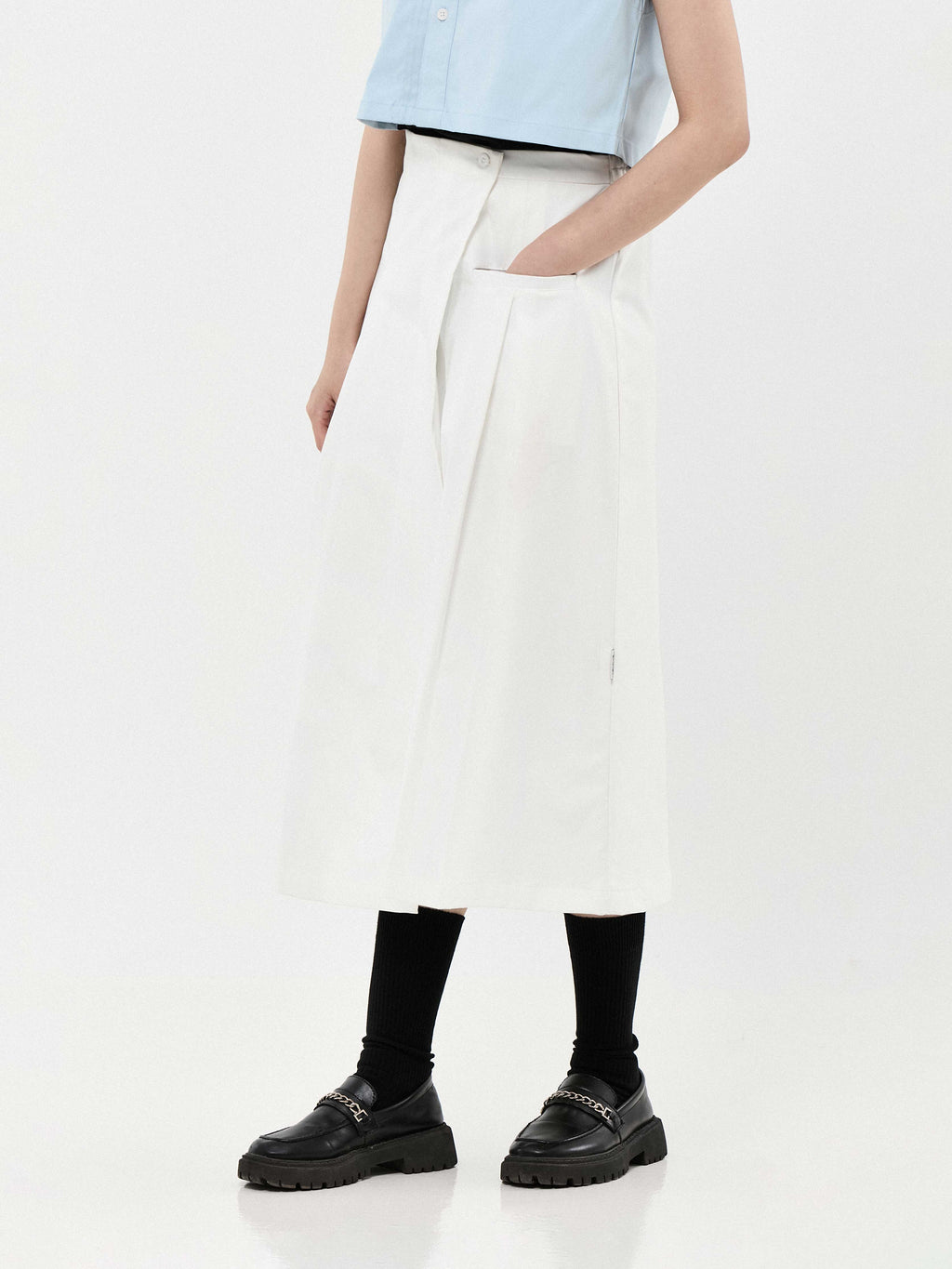 Ma-ny Ways Box Pleated Midi Skirt | White