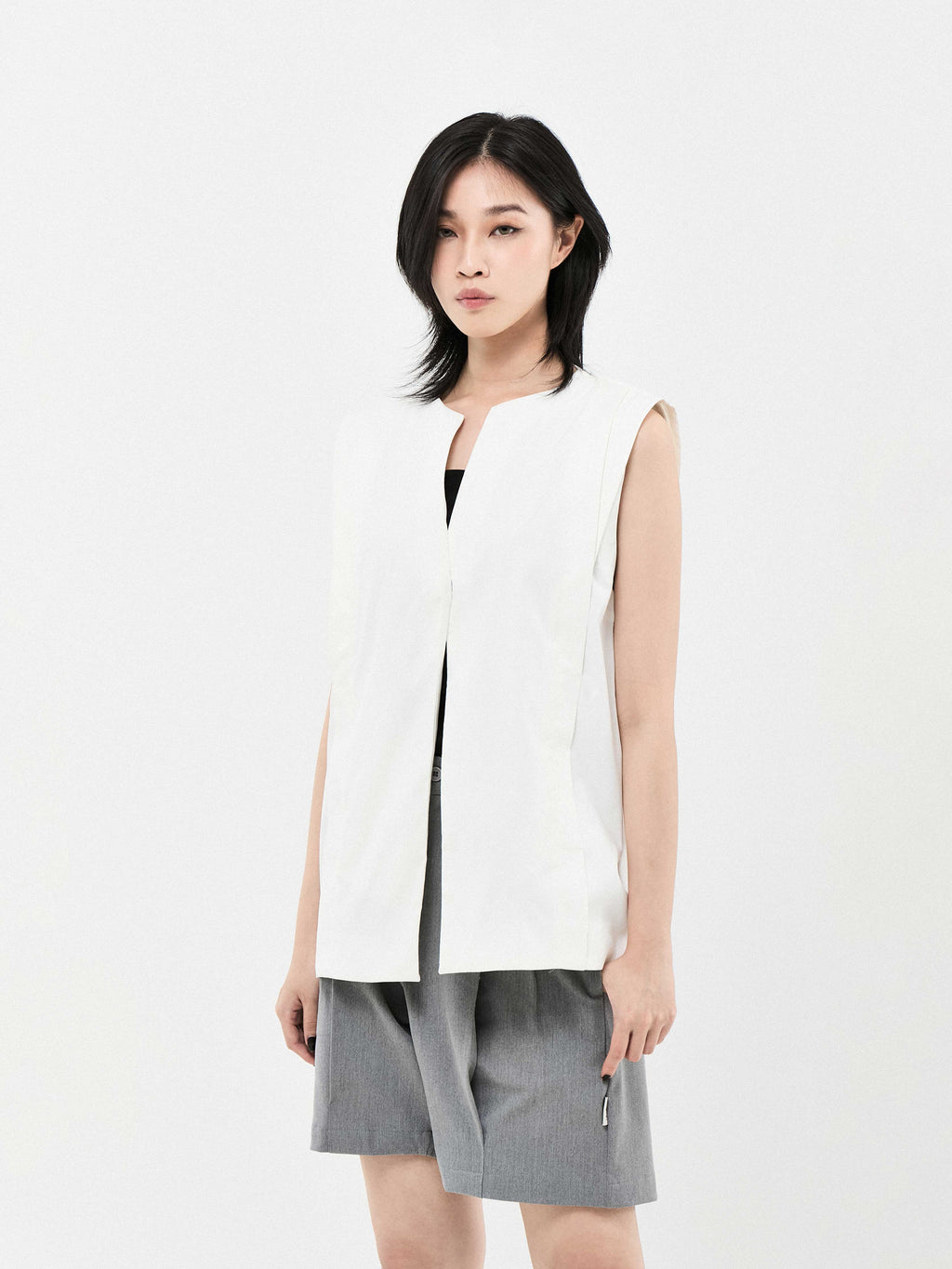 Independent Buttoned Vest | Black