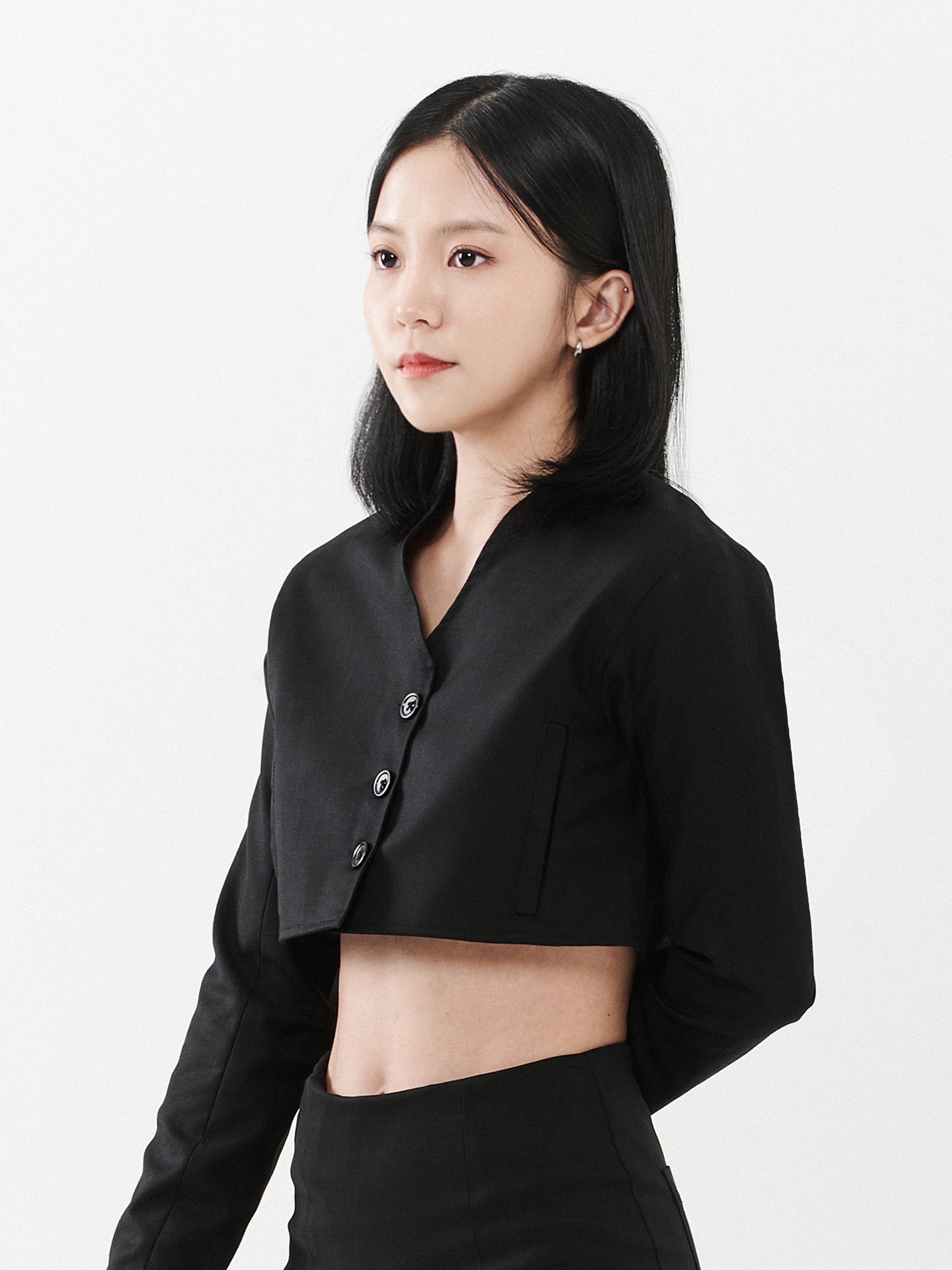 Tailored Cropped Blazer
