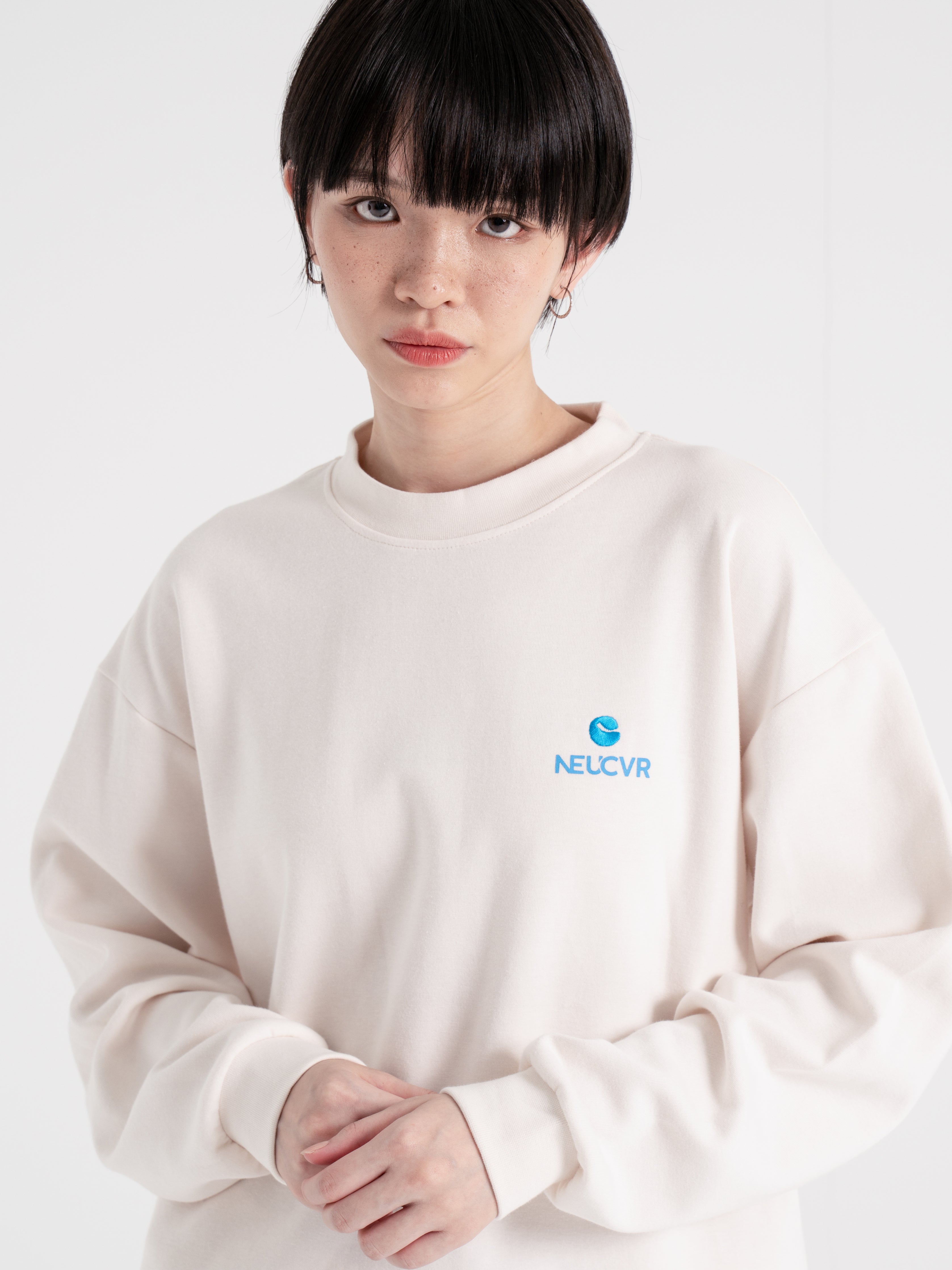 Neucvr Way - Essential Sweater (Beige) Unisex