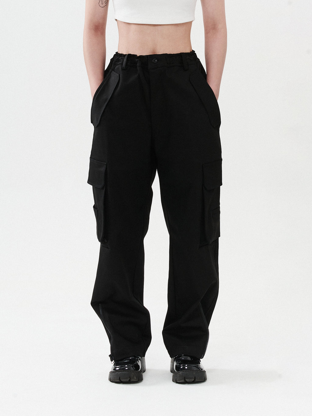 Side Split Zipper Cargo Pants | Black