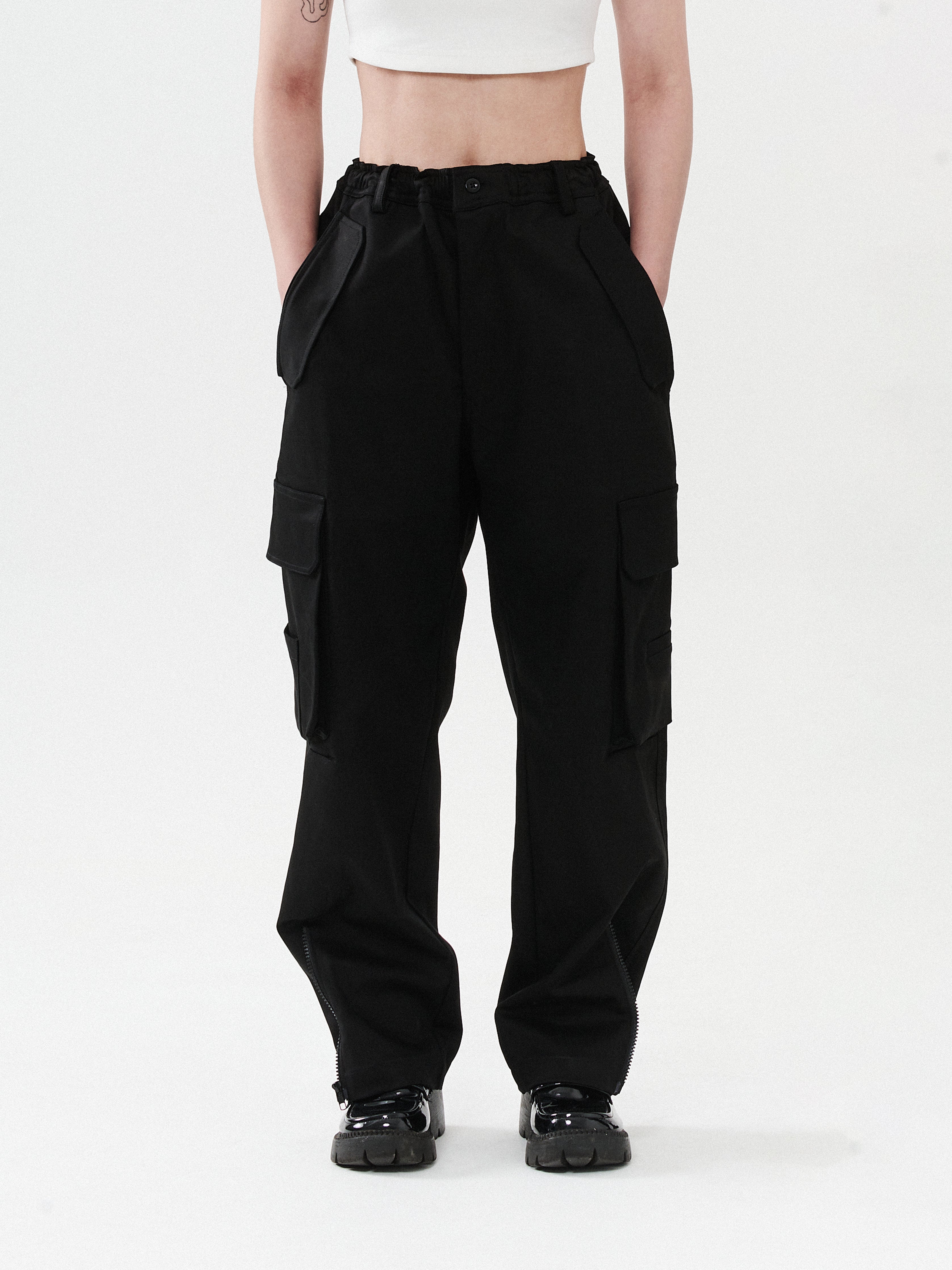 Side Split Zipper Cargo Pants | Black