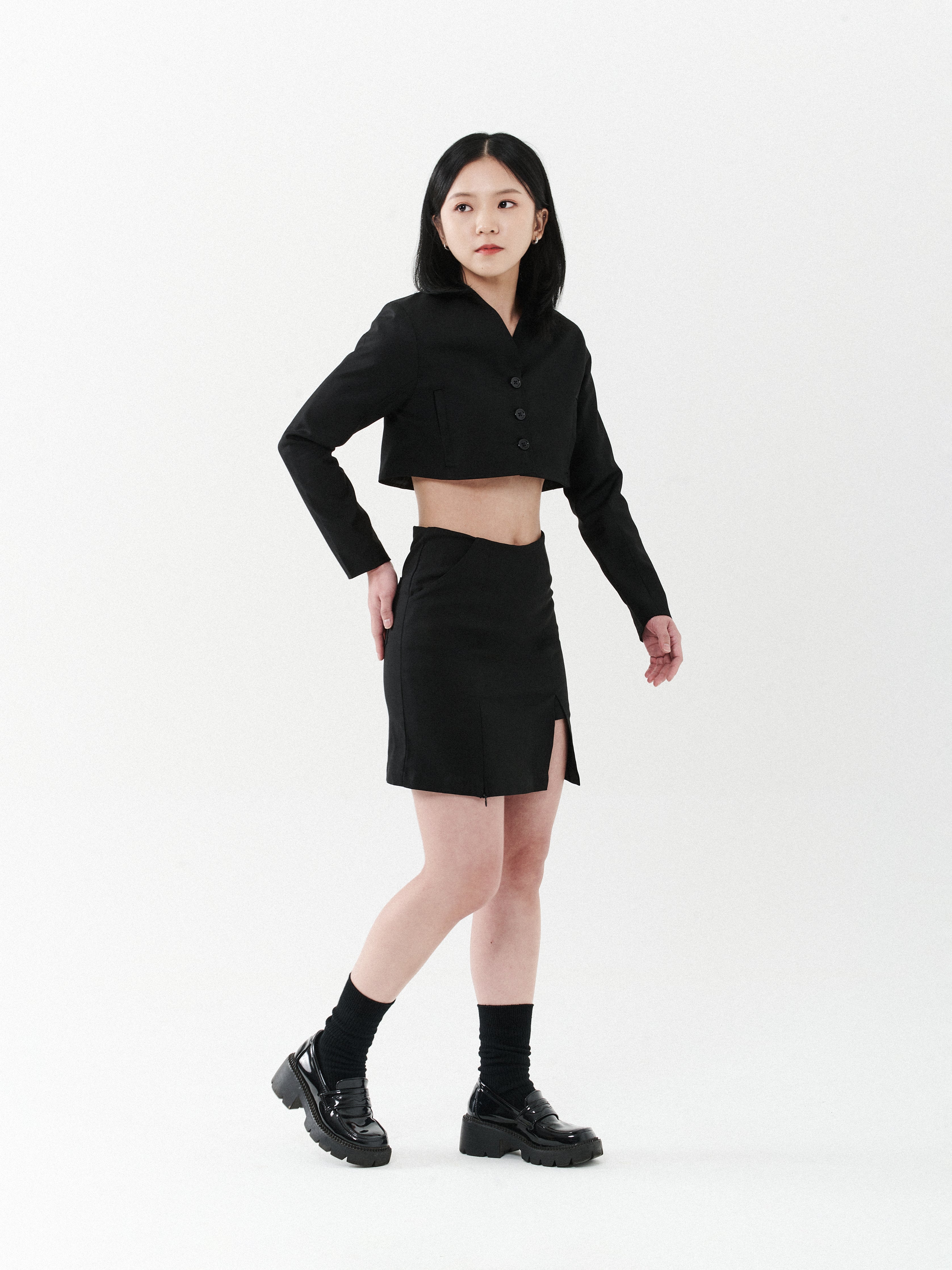 Tailored Cropped Blazer