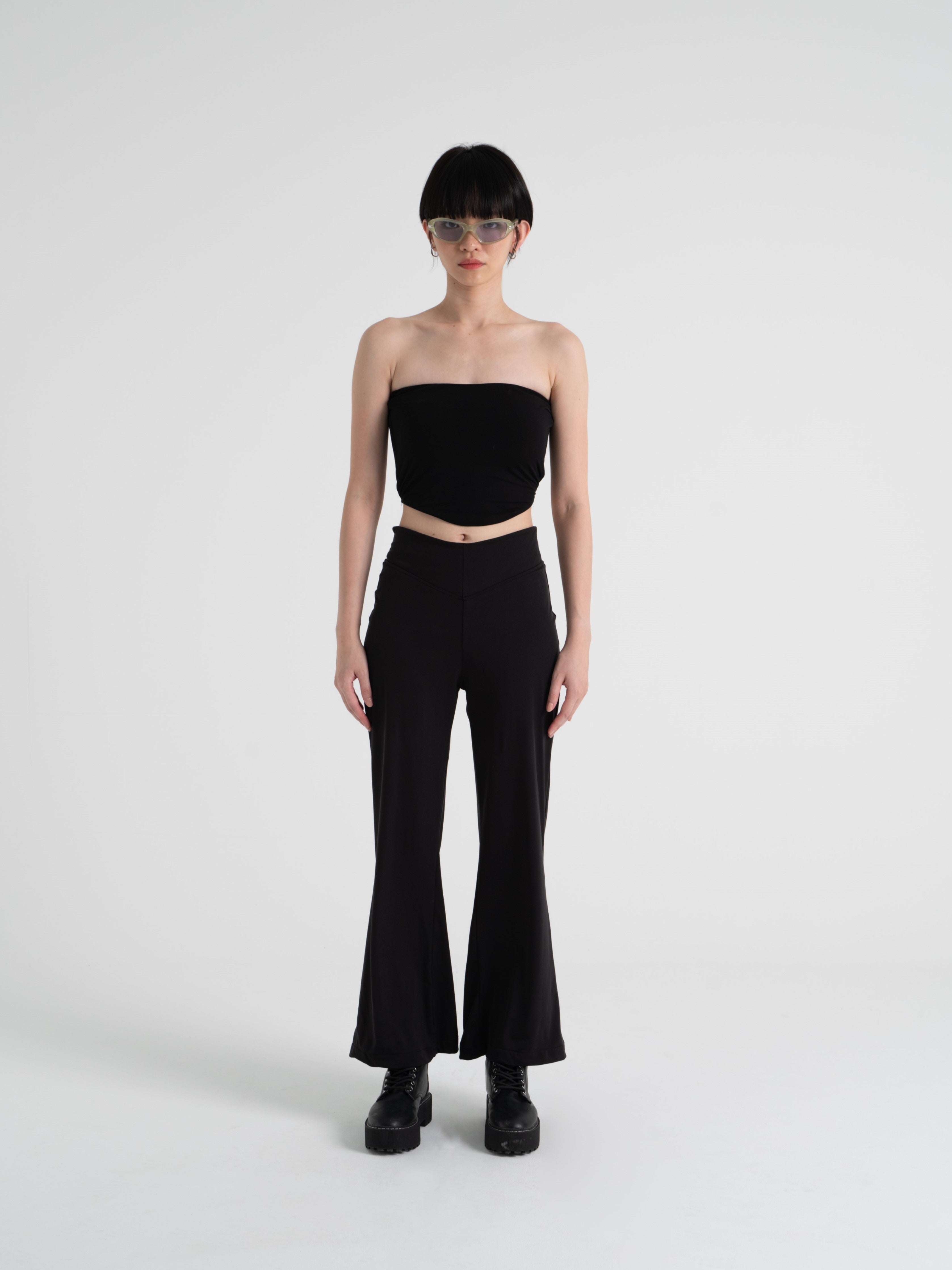 NCVR - Kick Flare V Pants