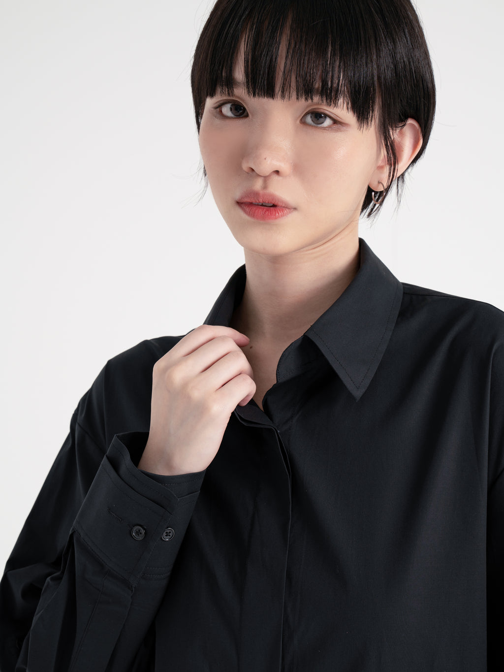 Neucvr Classic - Button Up Boyfriend Shirt (Black)