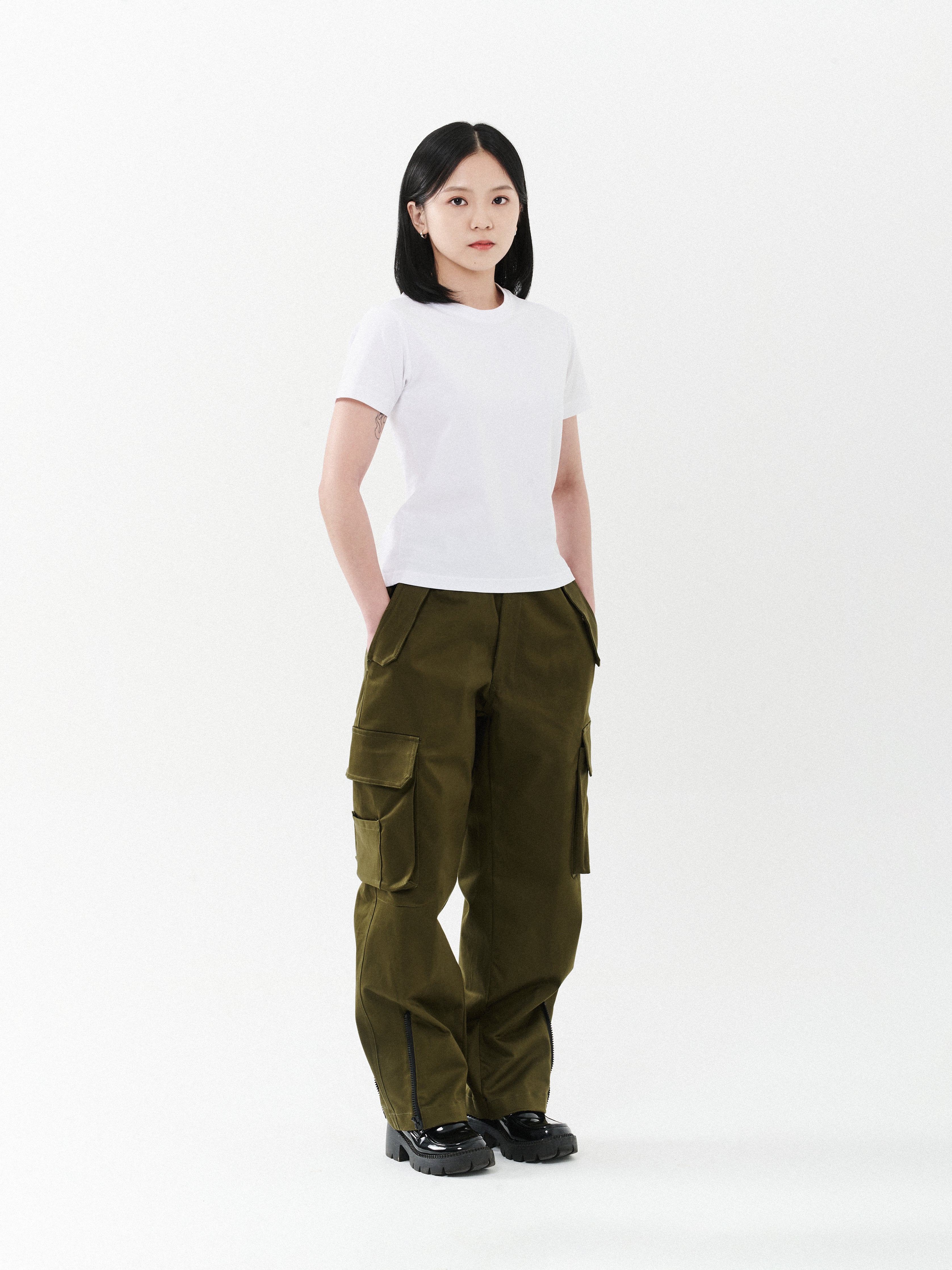 Side Split Zipper Cargo Pants | Black