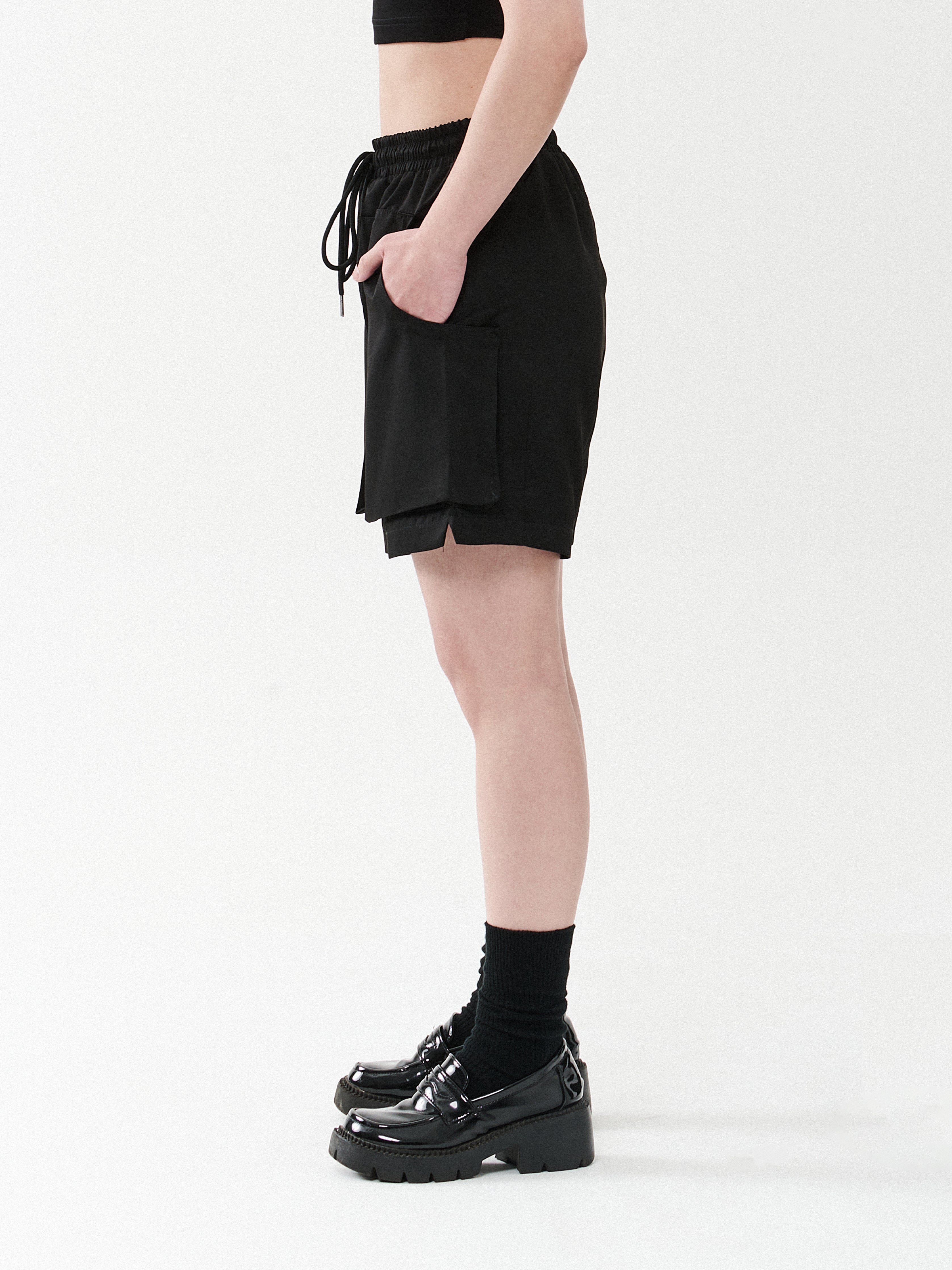 3D Pocket Relaxed Short