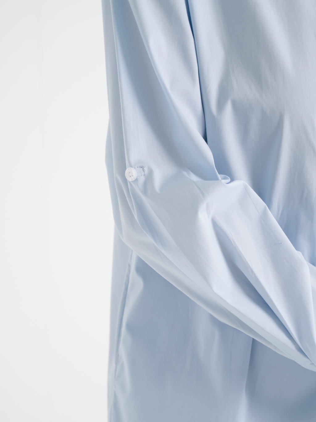 Neucvr Classic - Button Up Boyfriend Shirt (Blue)