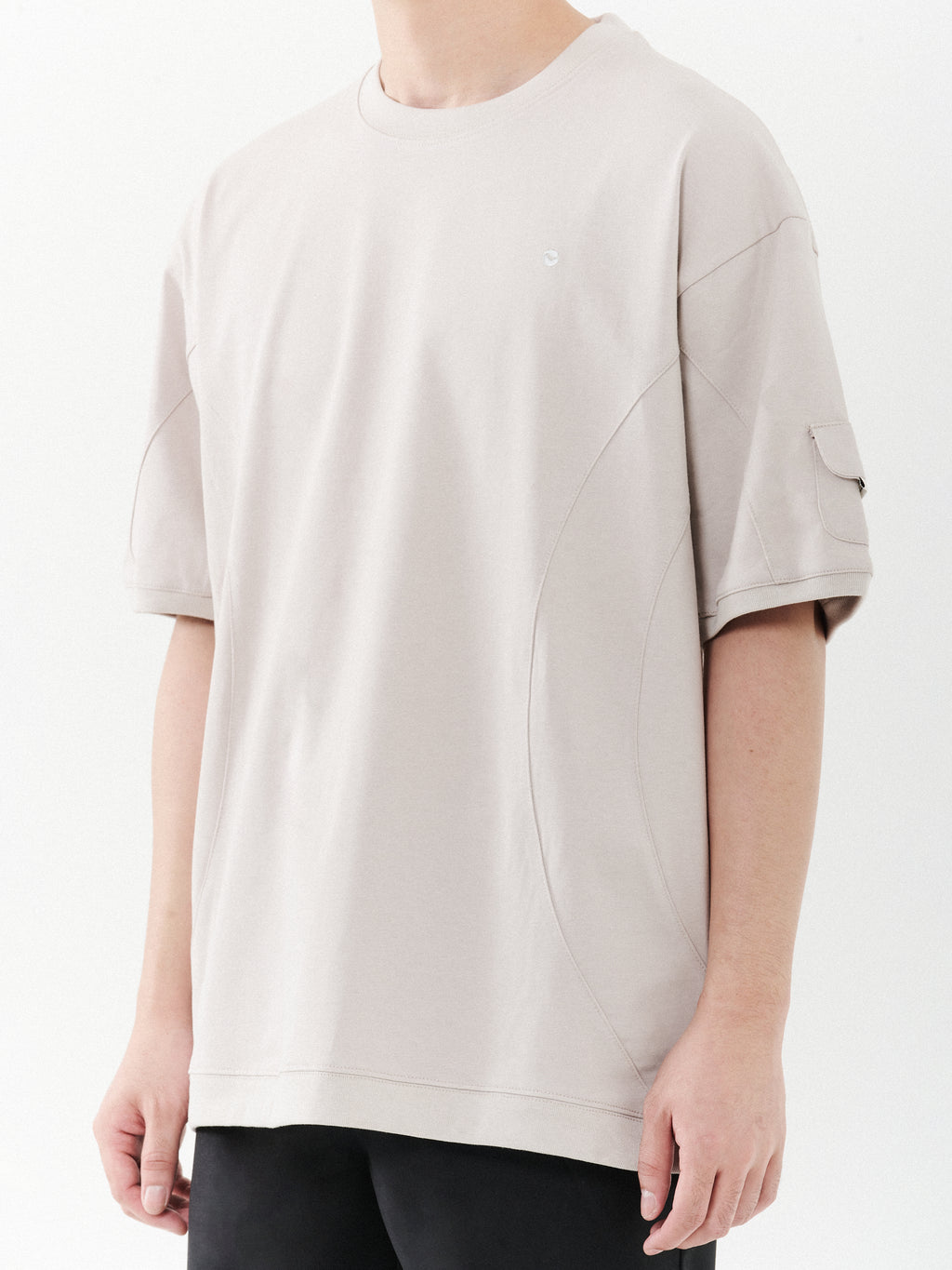 Double C Shape Cutout Tee | Grey