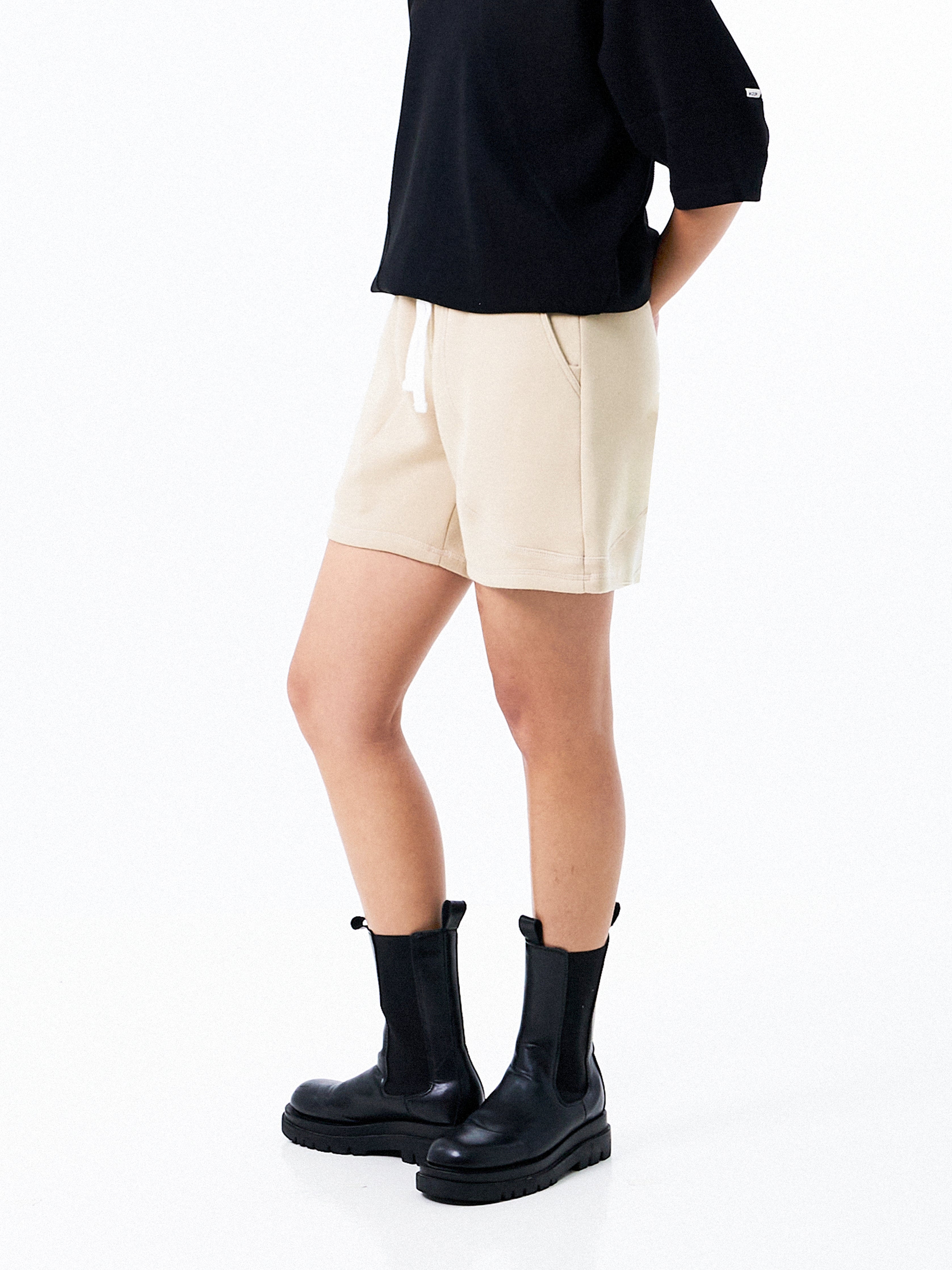 Curline Relaxed Shorts